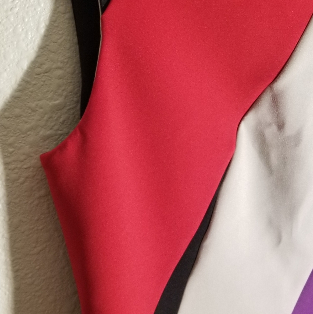 Beautiful Calvin Klein Dress - Picture 5 of 7